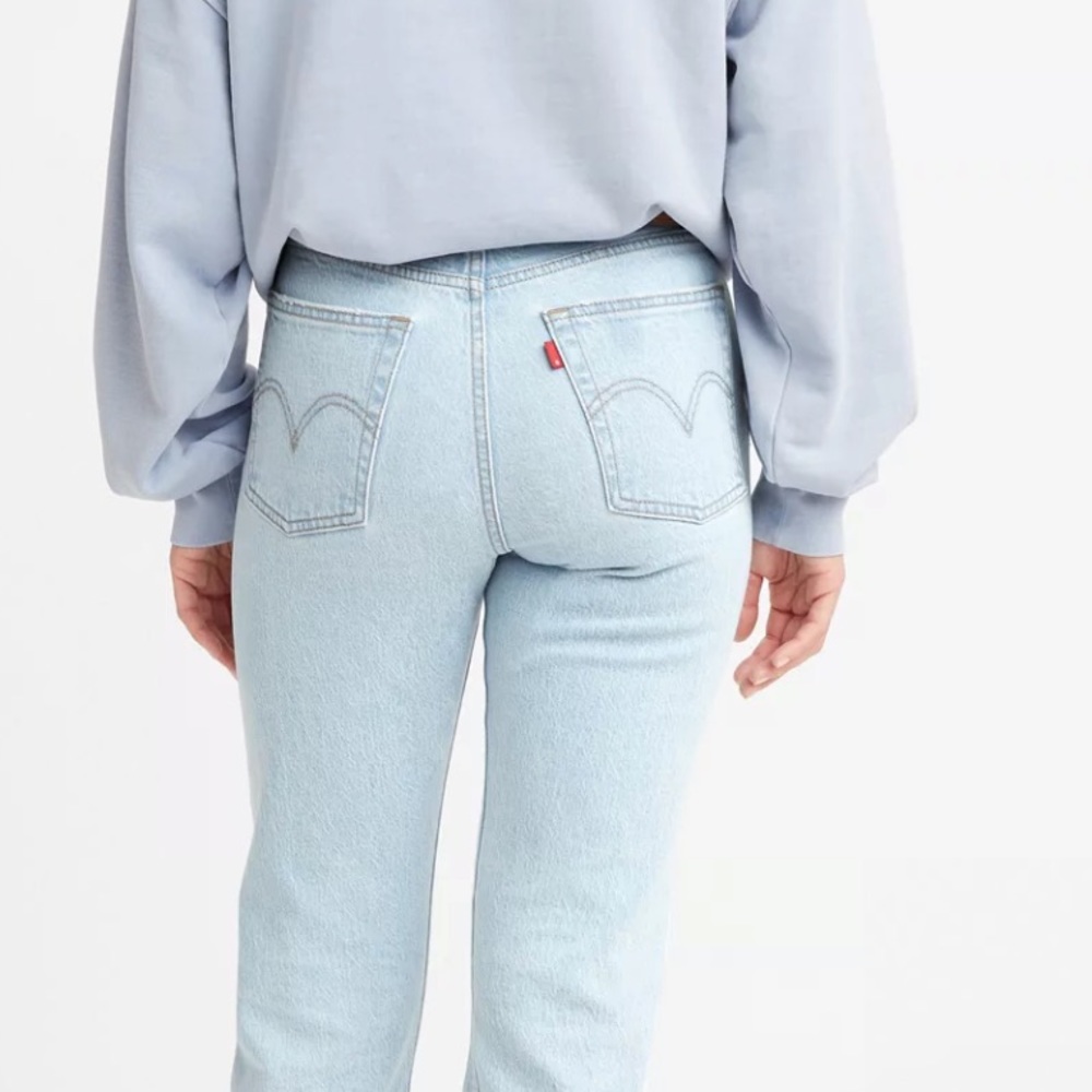 Levi’s Wedgie Fit Ankle Jeans